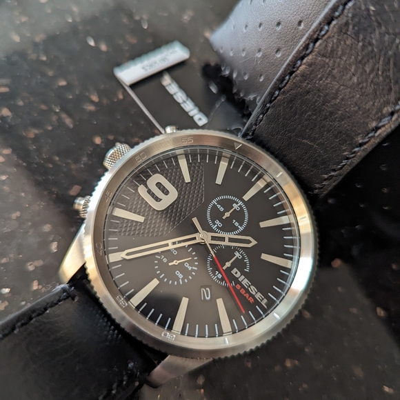 Men's Diesel Watch. NWT. - Picture 4 of 8